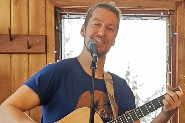 OPEN MIC THURSDAYS