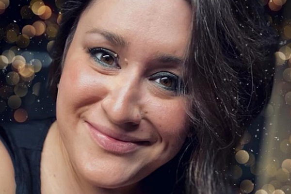 LIVE MUSIC FRIDAYS - KARINE PERREAULT
